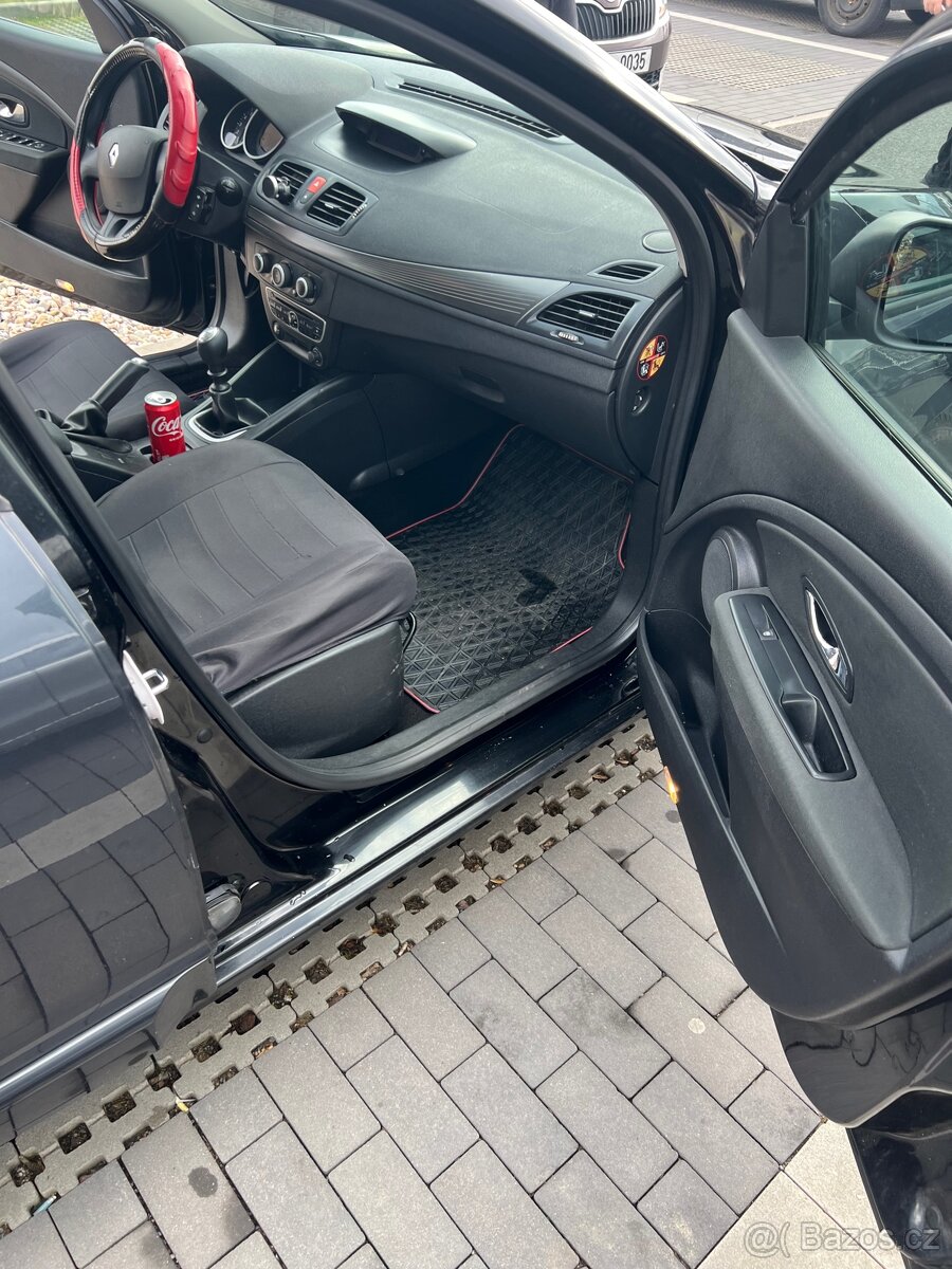 Renault Megan 3 2011 rok 1,6 benzin - 13