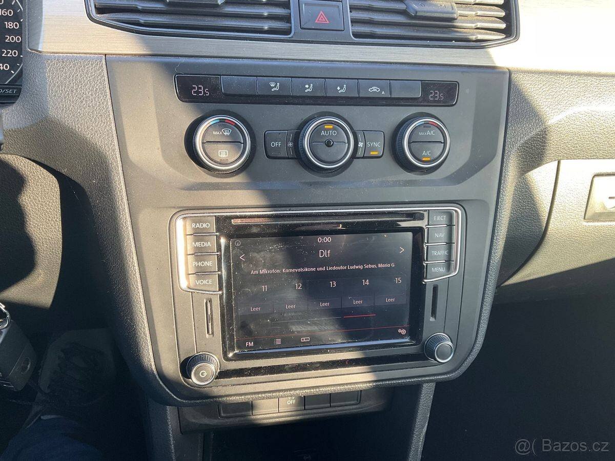 VW Caddy Maxi 2.0 TDI 75kW,7,Navi,1.Majitel,Tažné,2016 - 13