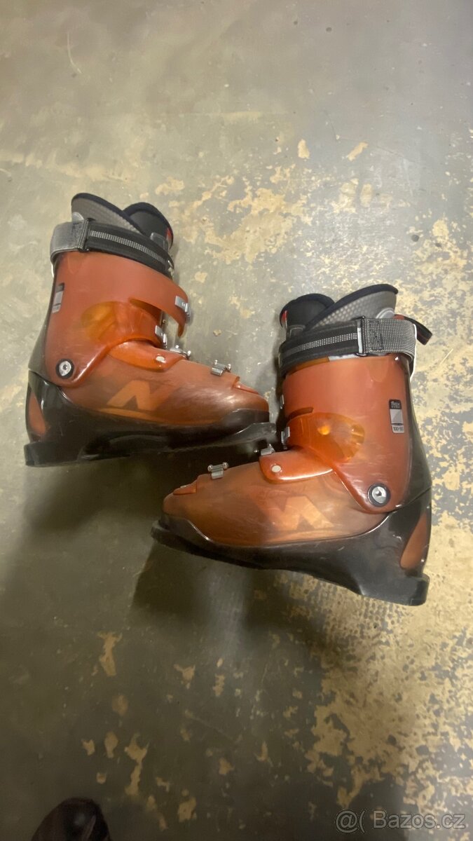 Lyžařské helmy - 13