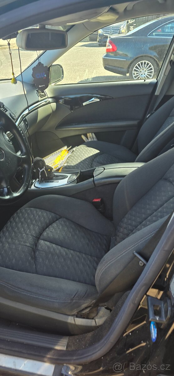 Mercedes w211 e270cdi 130kw - 13