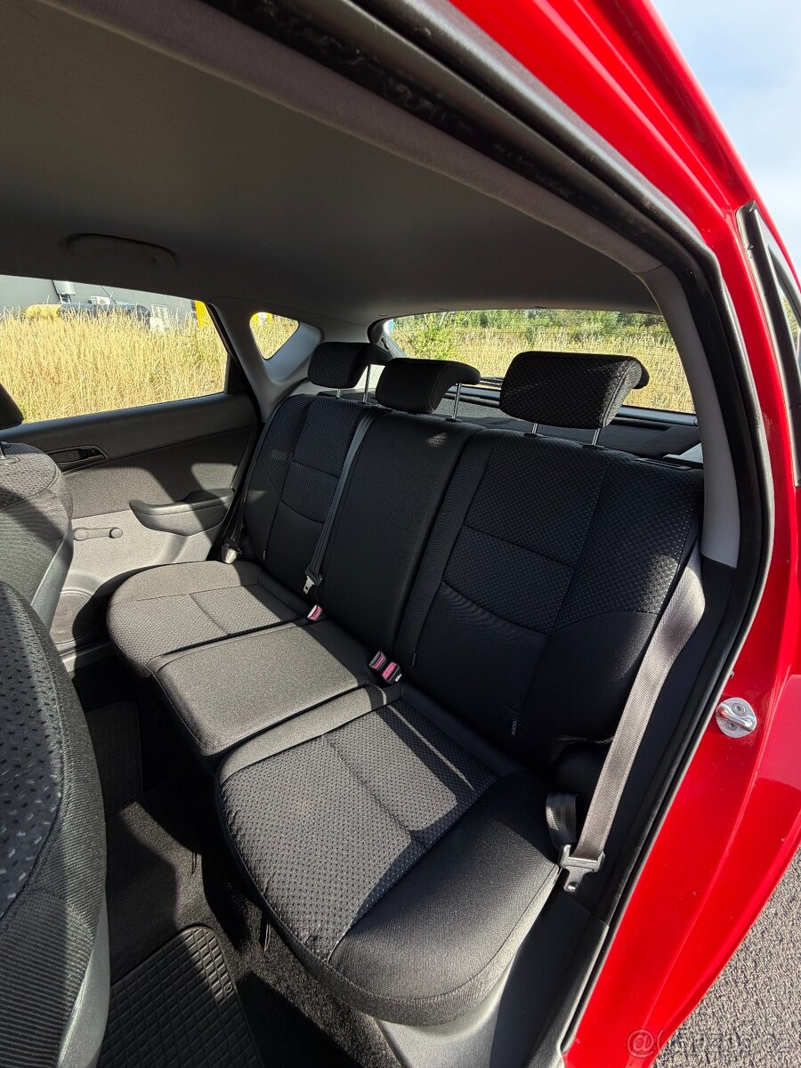 Hyundai i30 FD 1.4 CVVT - 13