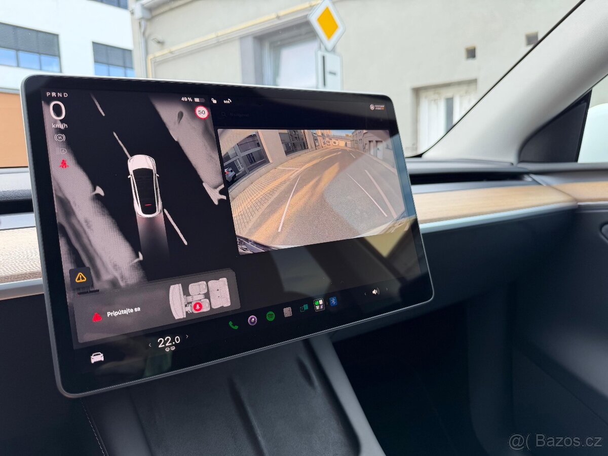 Tesla Model Y Dual Motor Performance - 13
