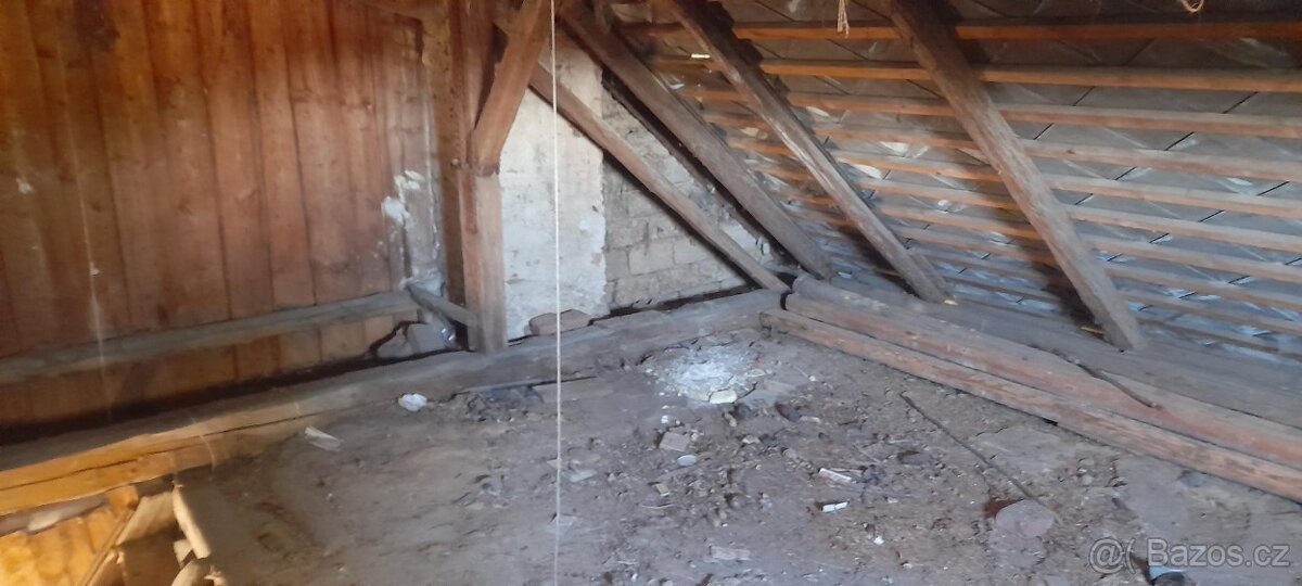 Prodám dům k celkové rekonstrukci - Všepadly - 13