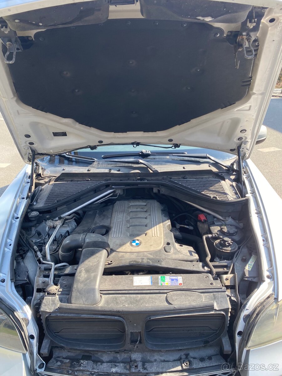 BMW X5 E70 3.0D - 13