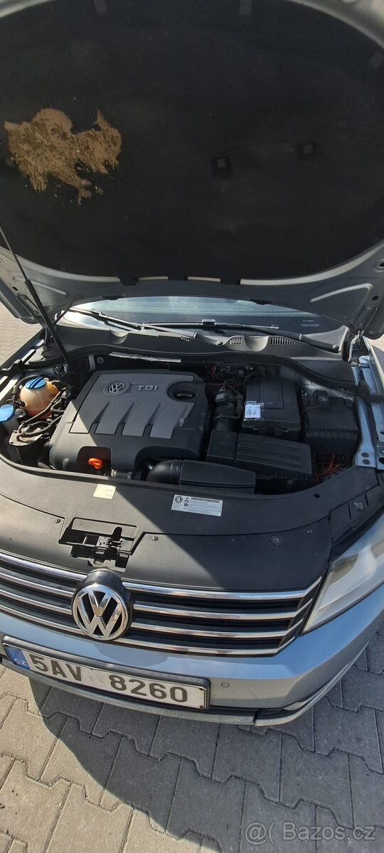 Volkswagen Passat 1.6 TDI Variant B7 - 13