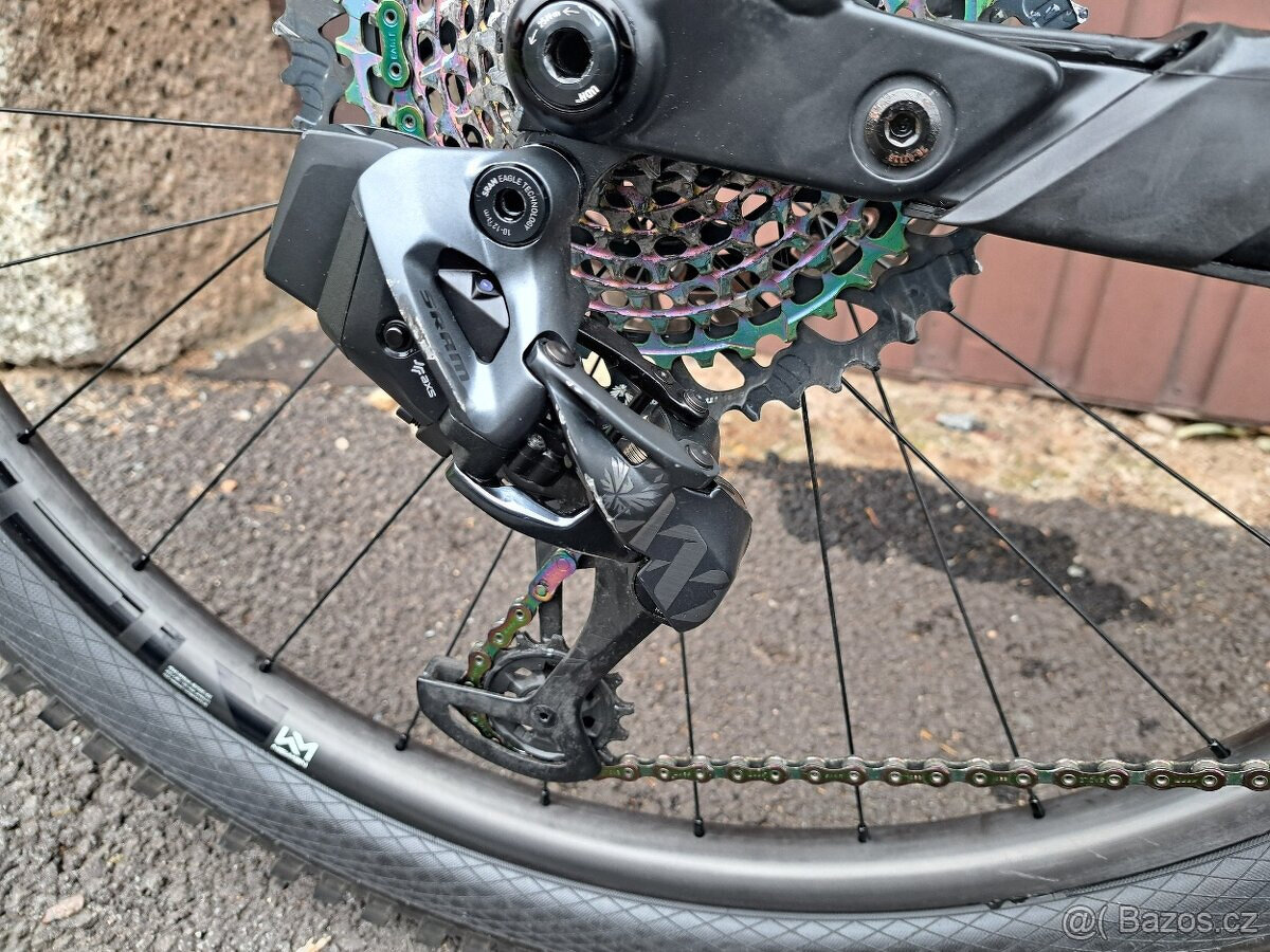 CUBE Stereo Hybrid HPC SLT 750 - 13