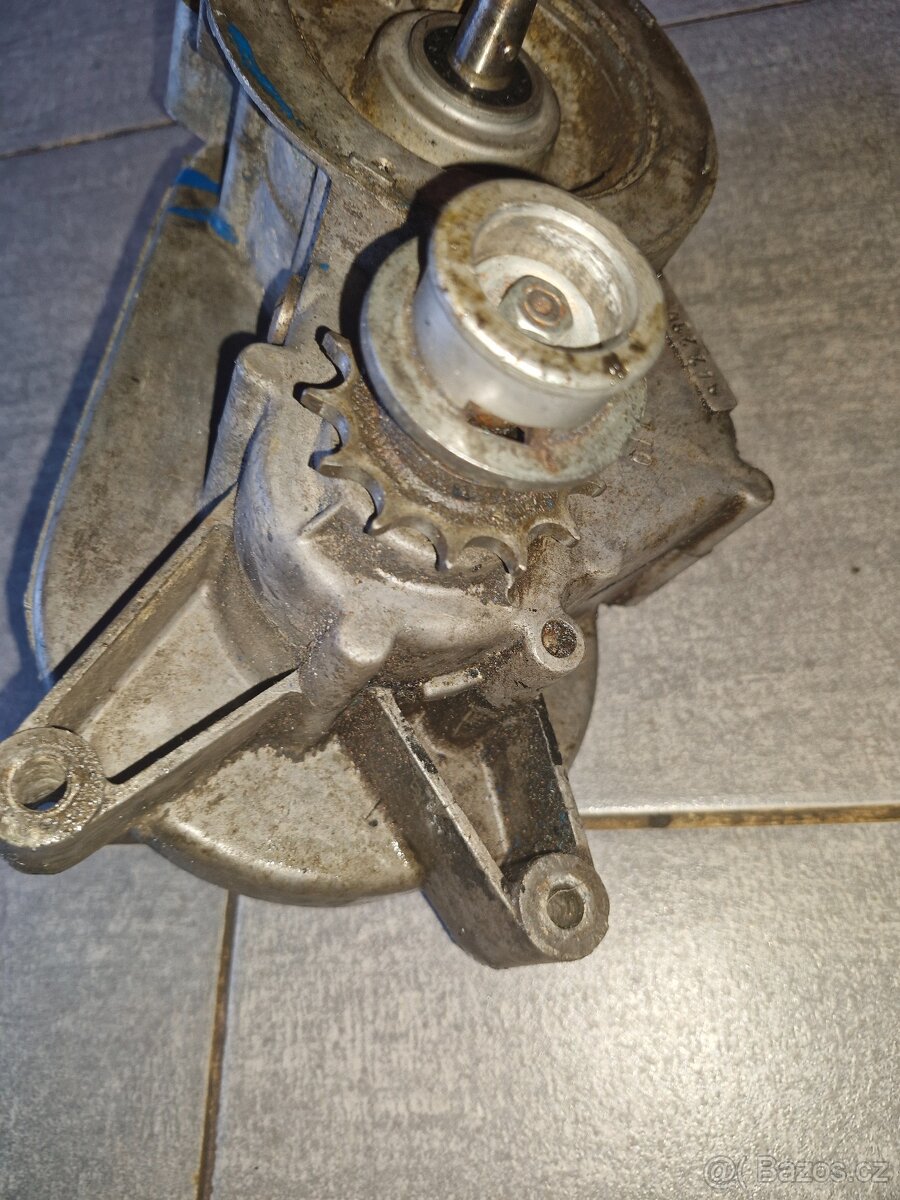 Polomotor babetta 210 - 13