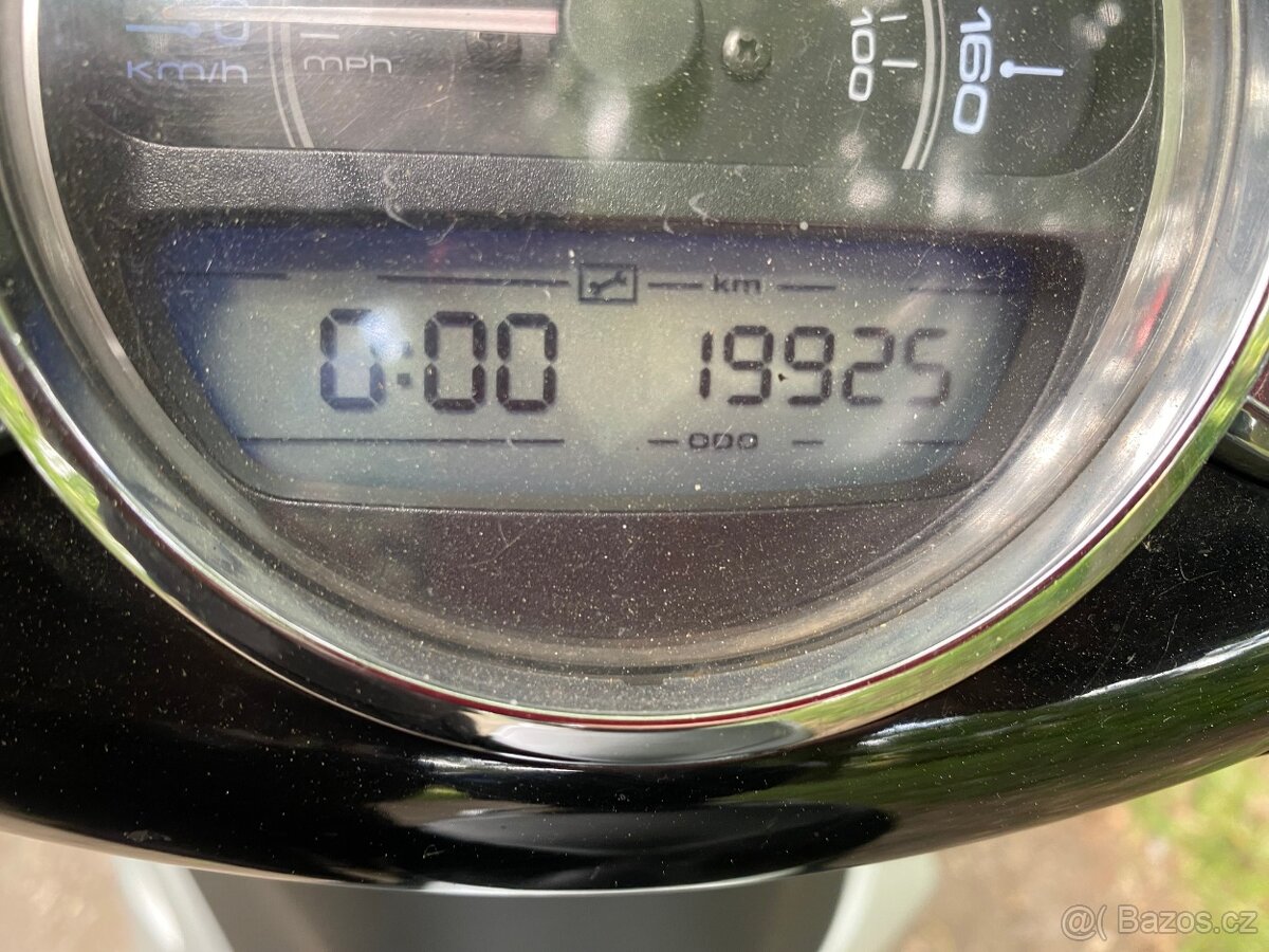 Piaggio Beverly 300 (2013) - 13