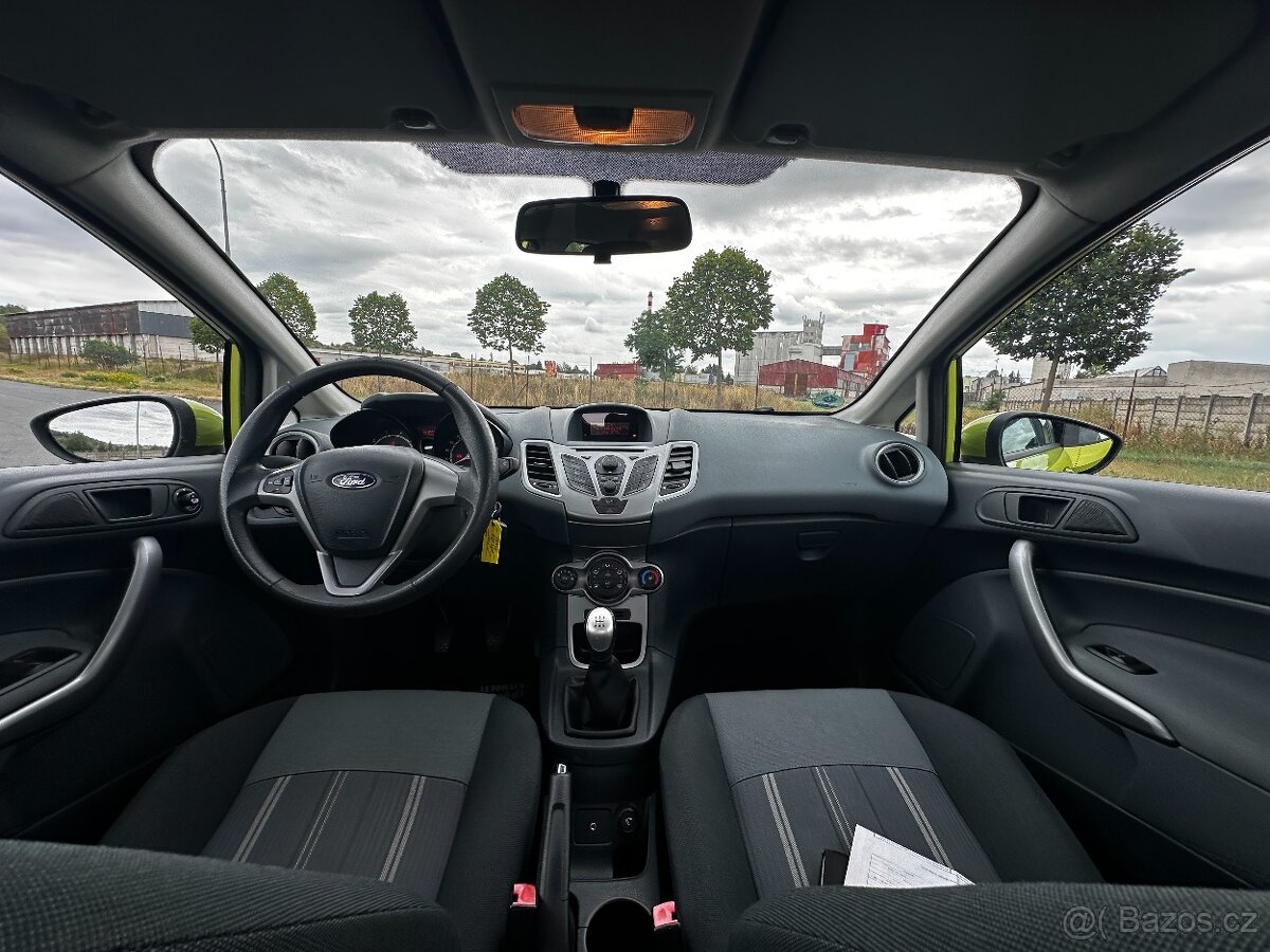 FORD FIESTA 1.2 - 13