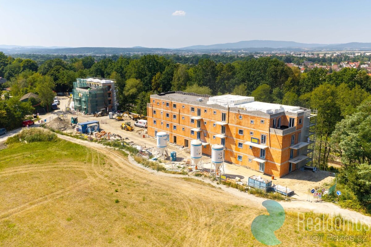 Byt B-3C, 3+kk, balkon - 13
