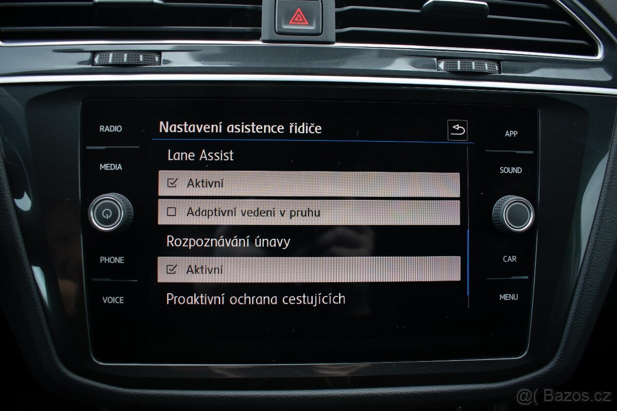 VW Tiguan R-line 2.0TDi 140kw DSG 4x4 Keyless Virtual ACC - 13