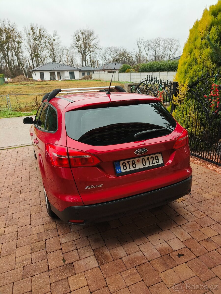 Ford Focus Kombi 1.6 benzín - 13