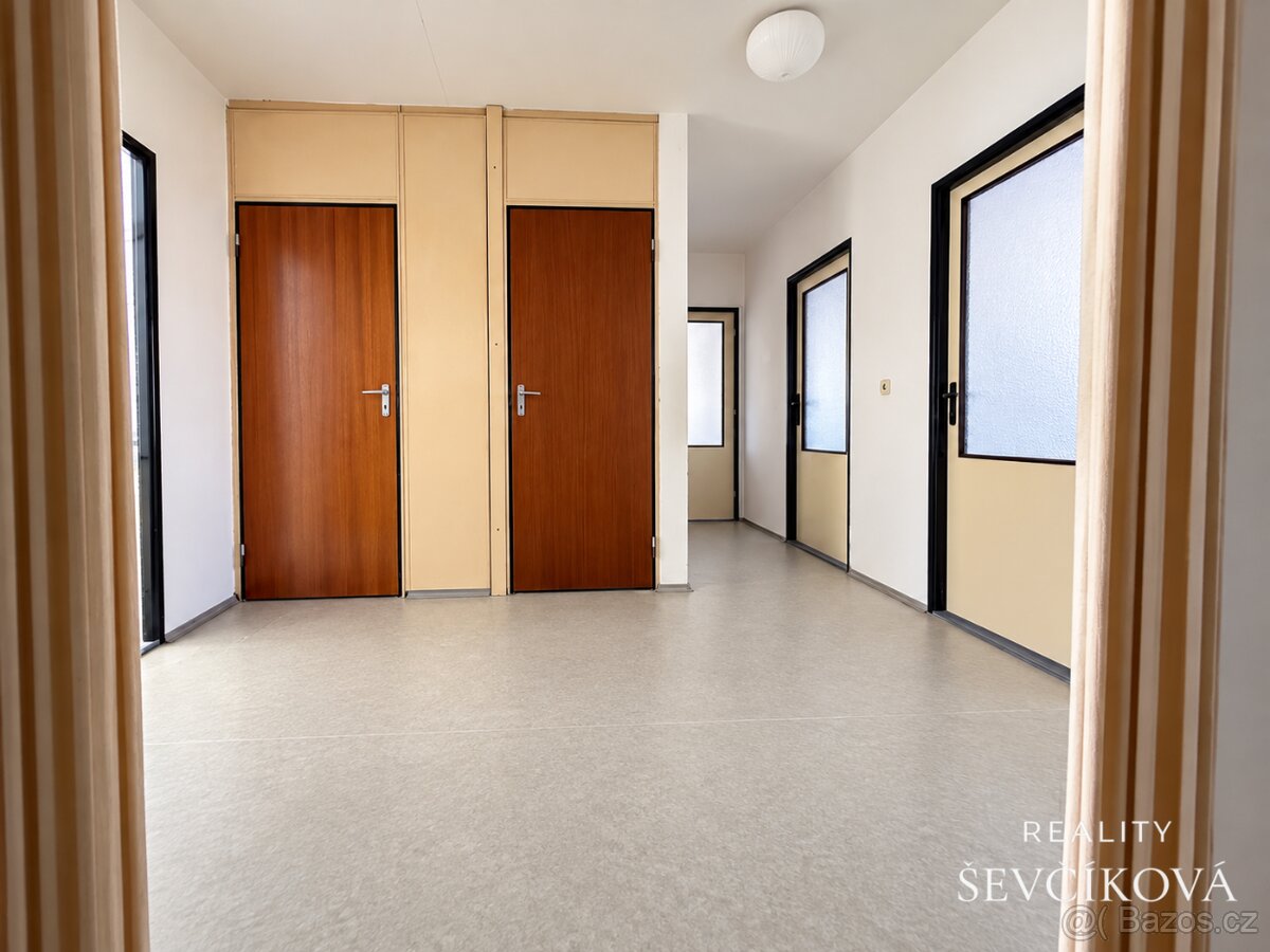 Prodej bytu 4+1, 85 m², Praha 8 – Bohnice - 13
