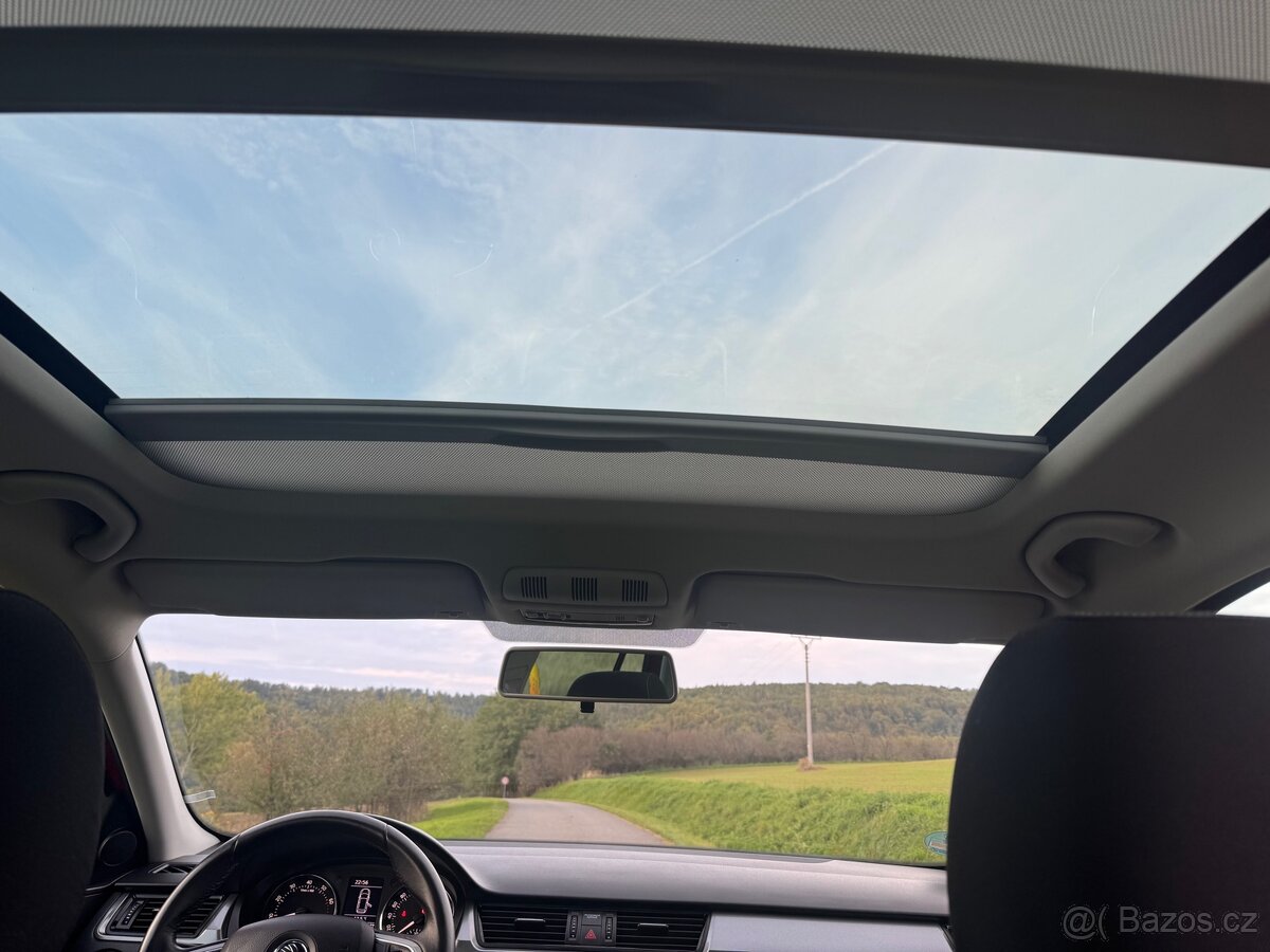 Škoda Rapid Spaceback 1.2 Tsi 77 Kw Rok 12/2013 - 13