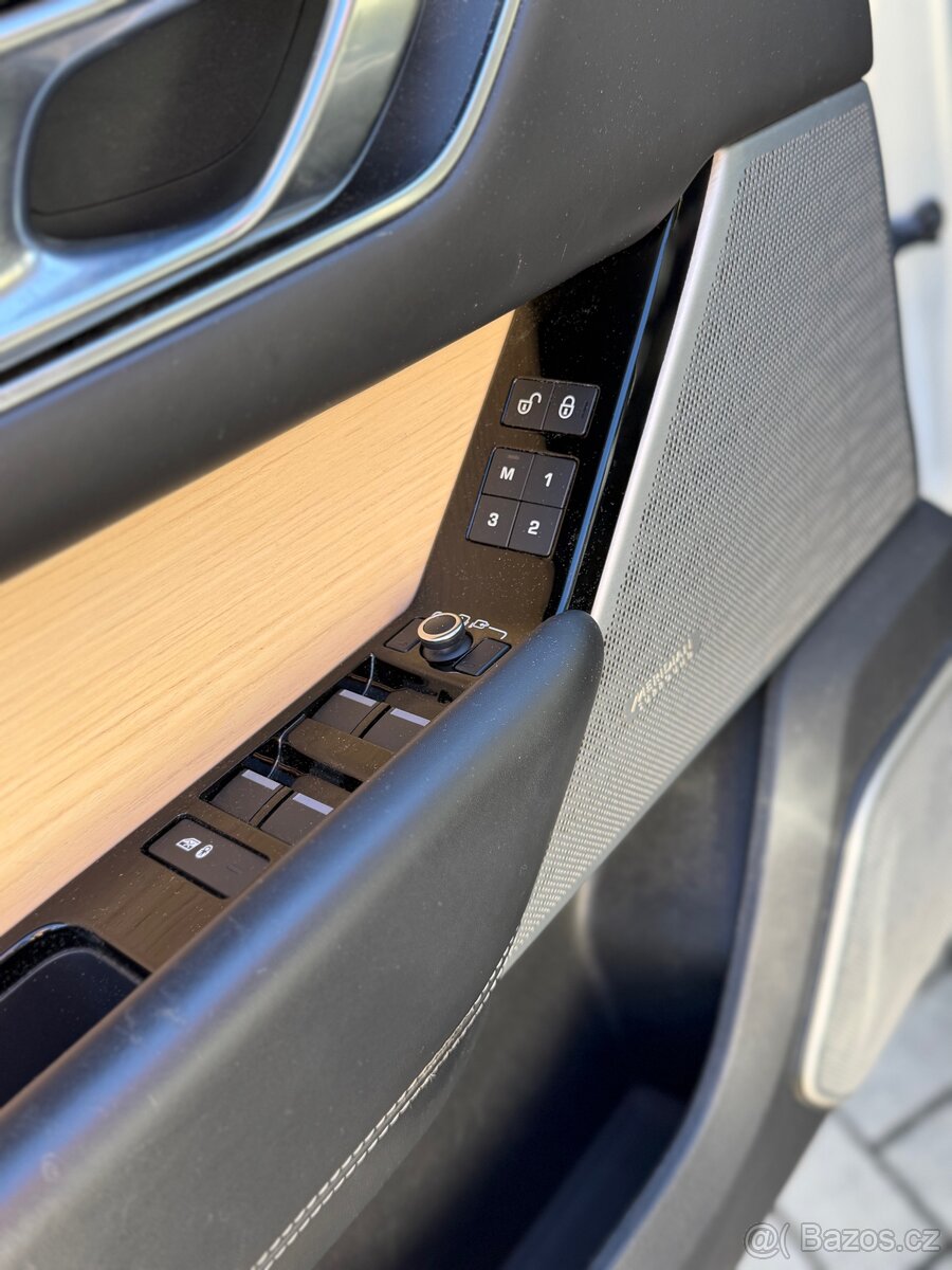 Range Rover Velar D300 SE, TOP VÝBAVA, DPH - 13