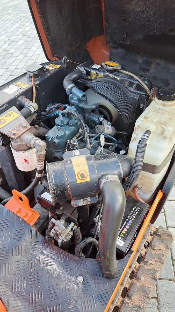 Minibagr Hitachi EX08 - 13