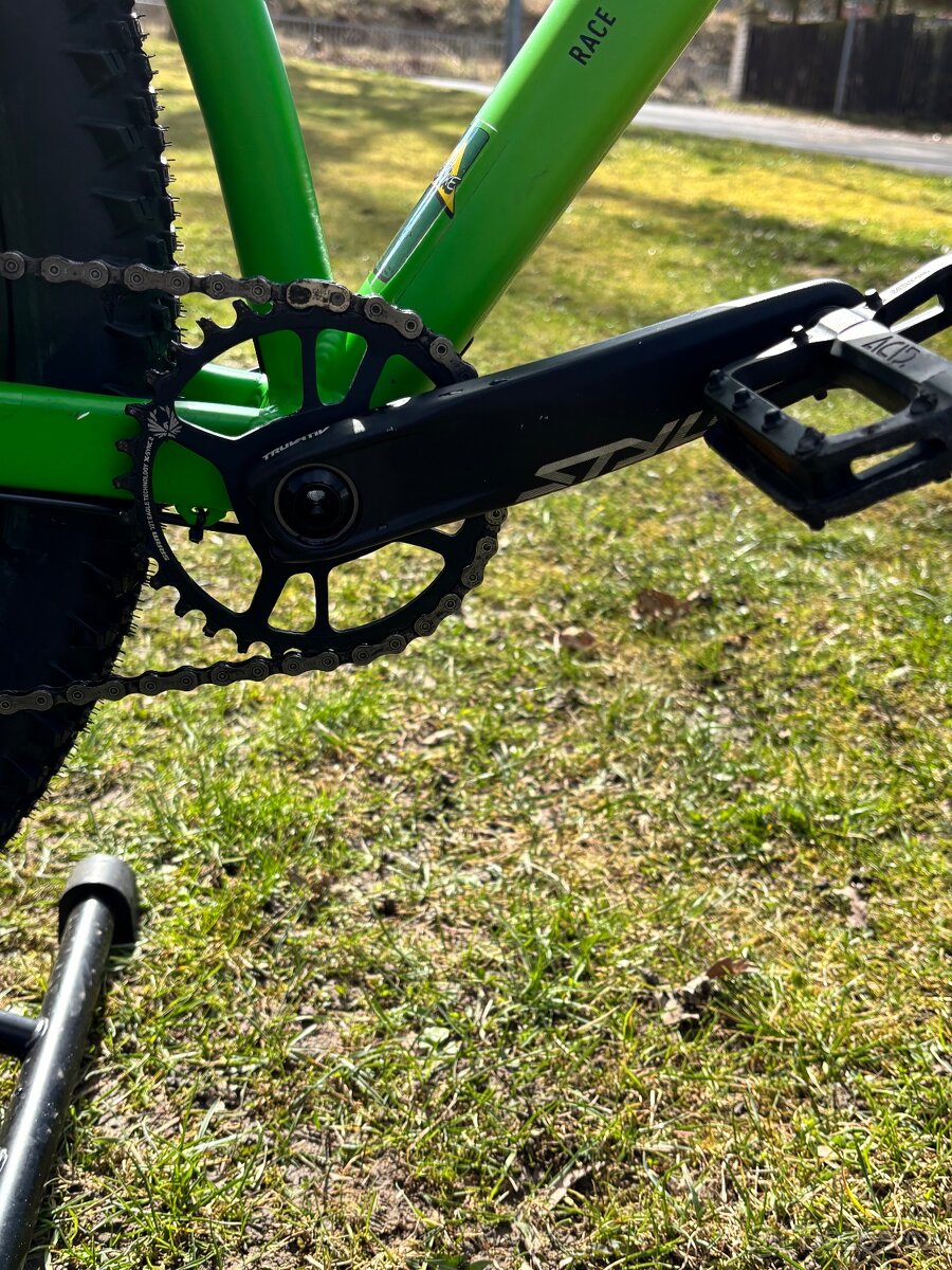 Cube Reaction RACE 29 19” - 13