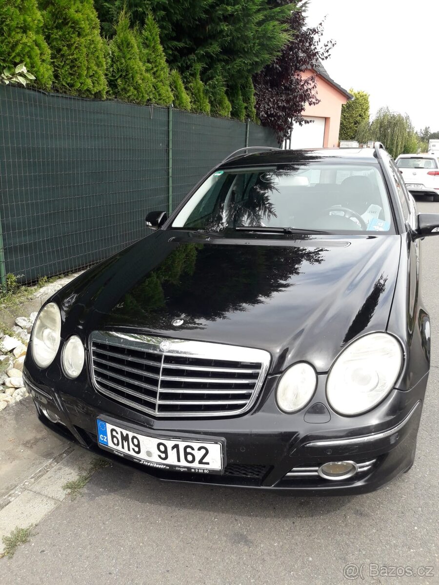 Mercedes W 211 - 13
