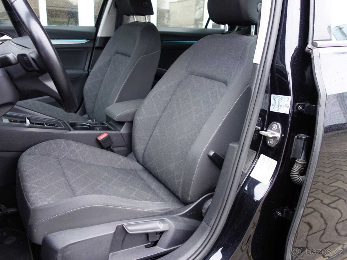 VW GOLF 1.0TSI 81kW DSG -VÝBAVA-LED-DPH - 13
