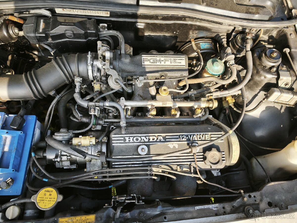 Honda CRX 1.5i - 13