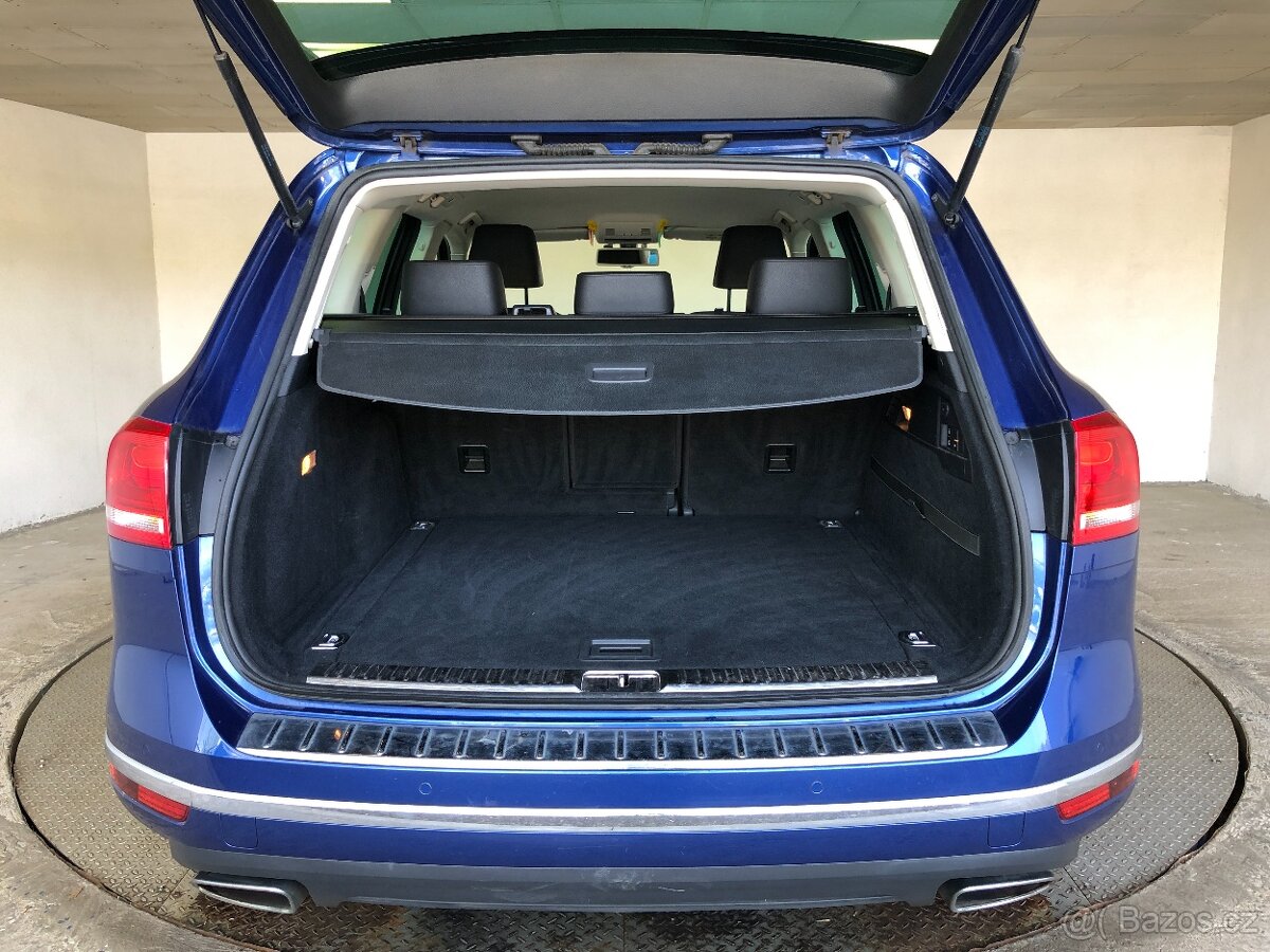 VOLKSWAGEN TOUAREG 3.0TDI V6 - 13