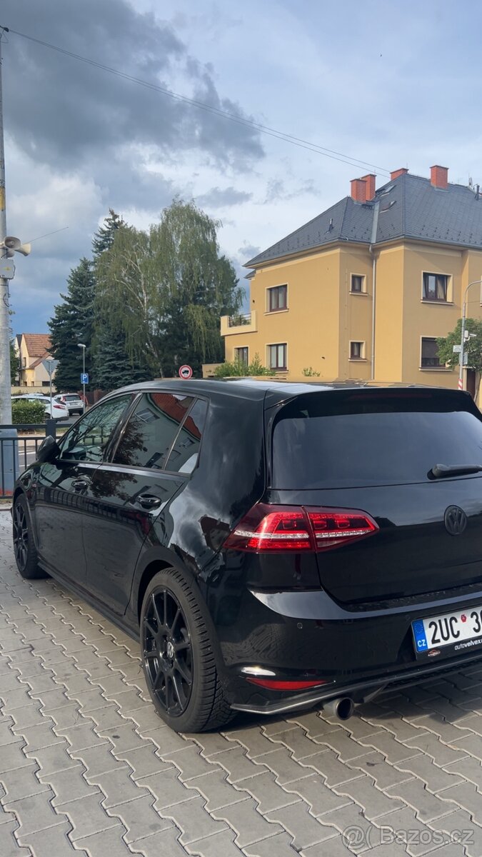 Volkswagen Golf 7 GTI - 13