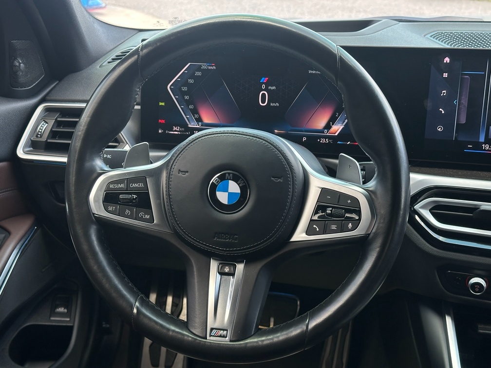 BMW 330I 2023 - 13