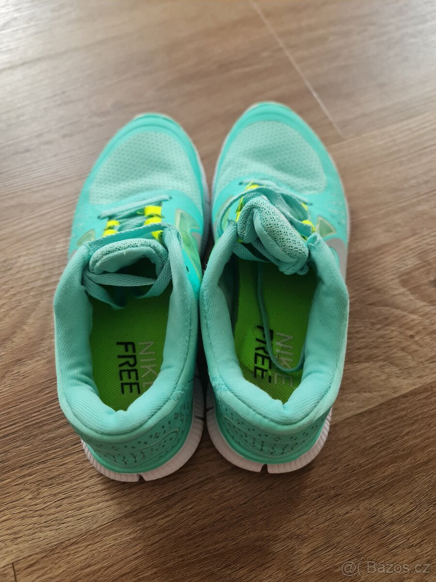 Botasky NIKE - 13