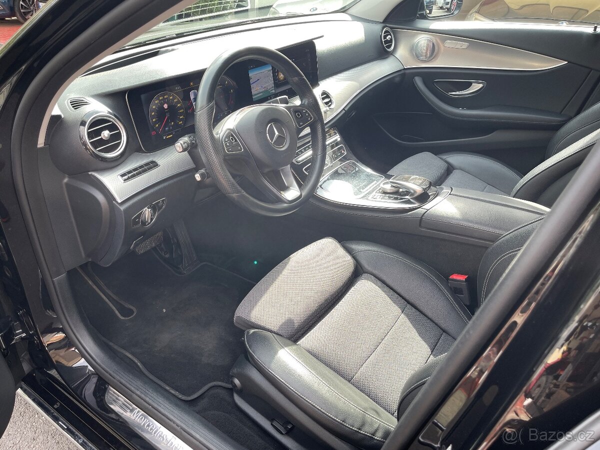 Prodám Mercedes E 220d 4Matic - 13