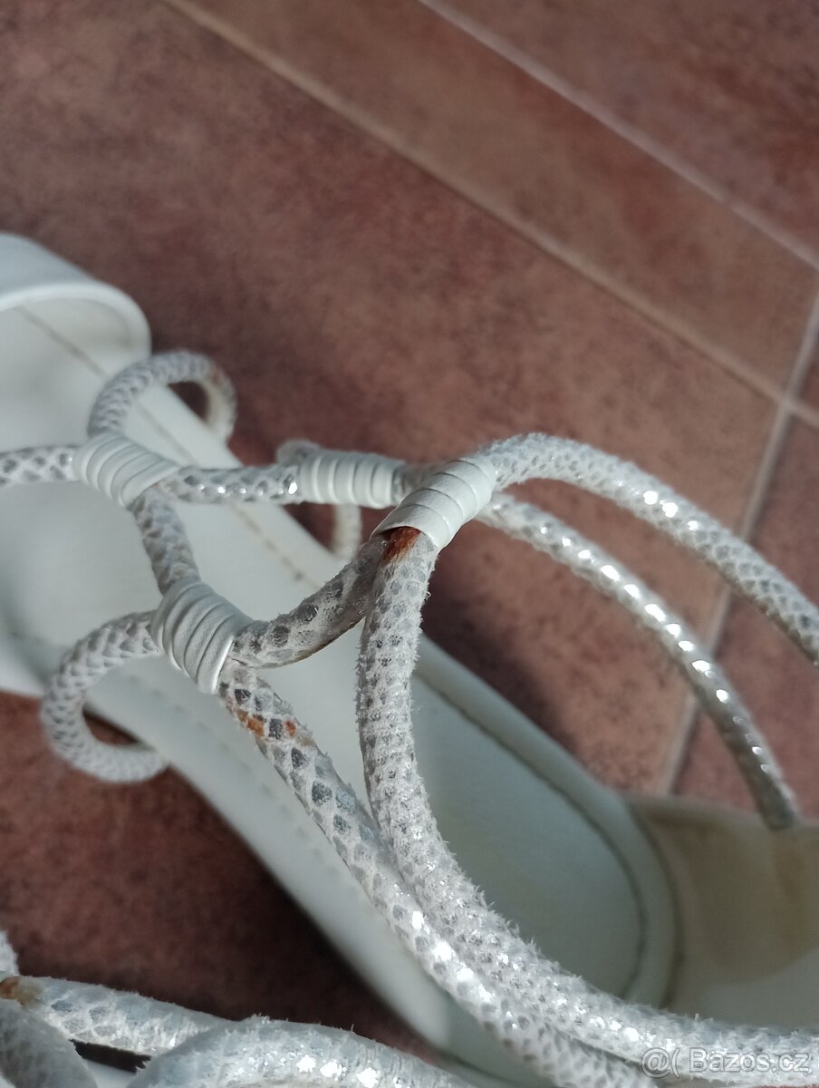 Dámské značkové a neznačkové boty - 13