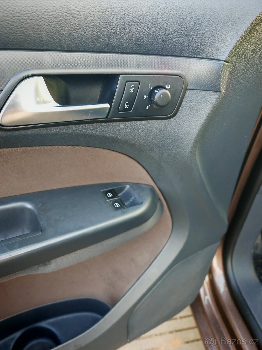 Vw Caddy 2.0tdi 103kw, klima, tažné, dovoz. - 13