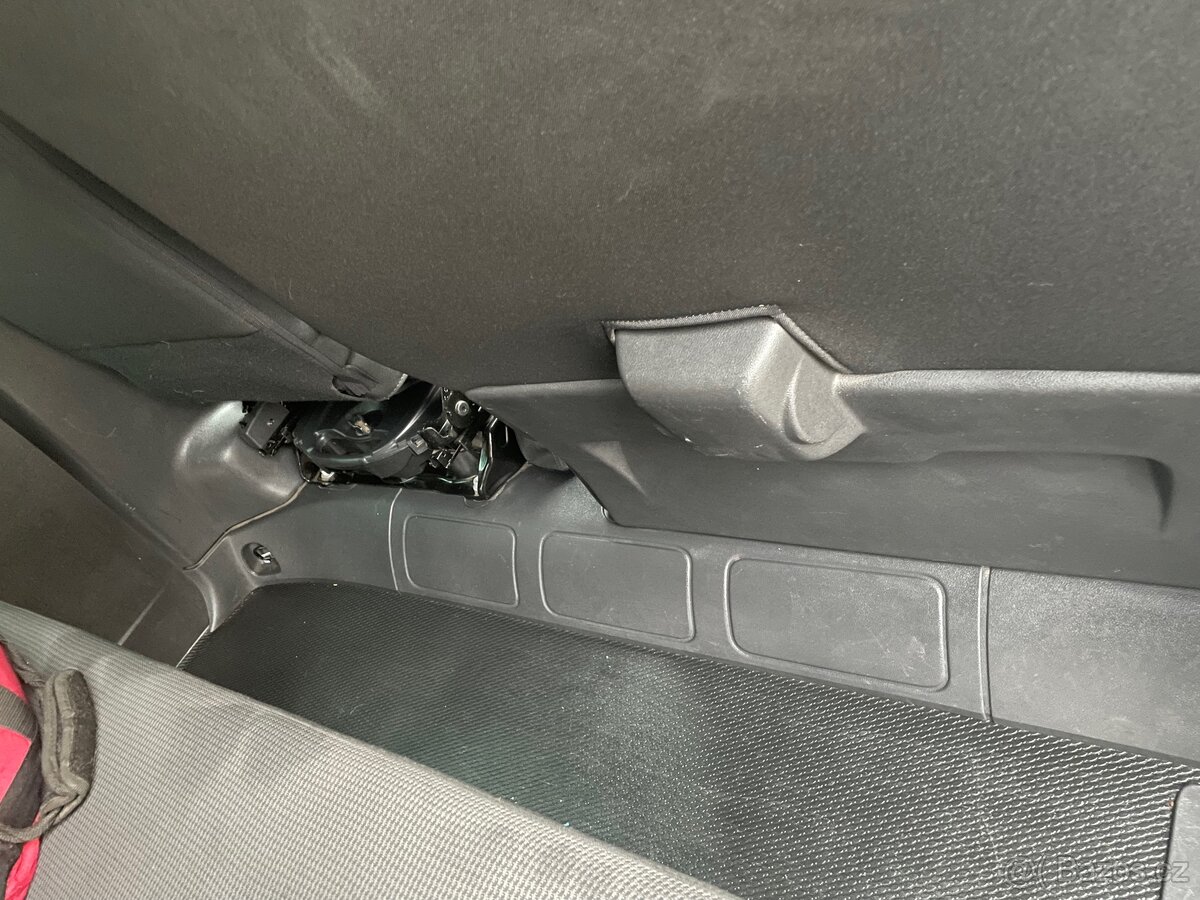 Renault Trafic 2.0 Dci , 150 k . - 13