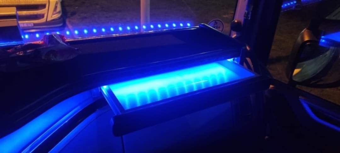 Odkládací stolek Daf - 13