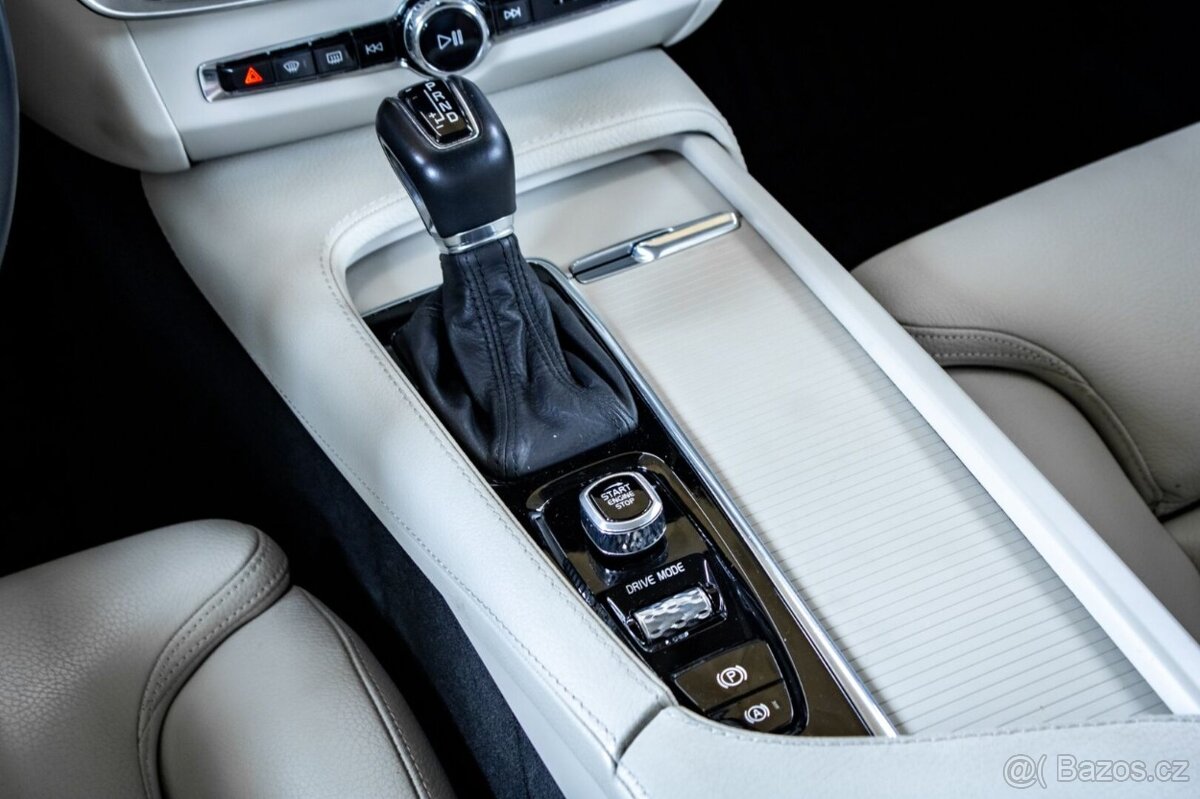 Volvo V90 D4 Inscription D4 - TOP výbava - 13