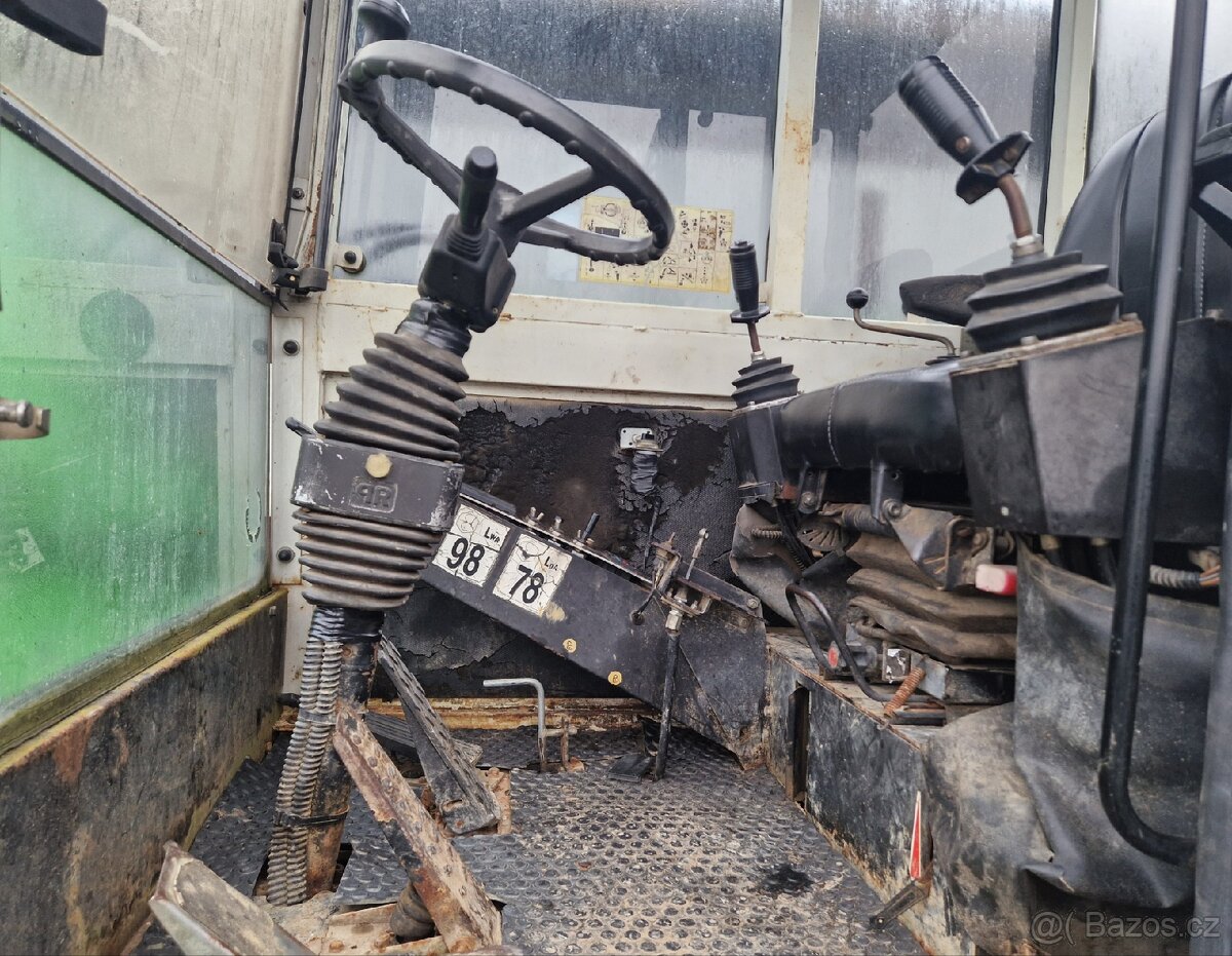 Kolesový bager O&K MH 2.10C 10t - 13