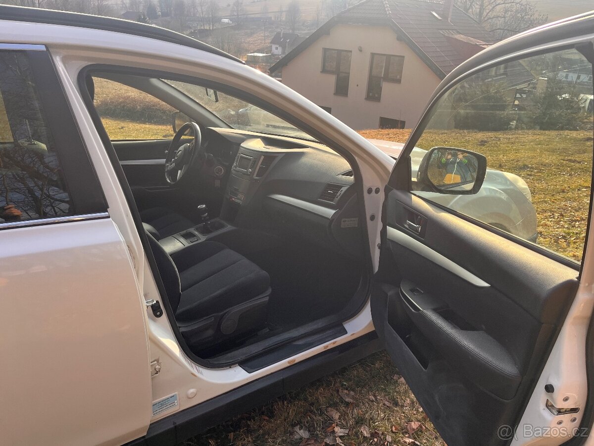 Subaru Outback 2,0D, rok 2013 - 13