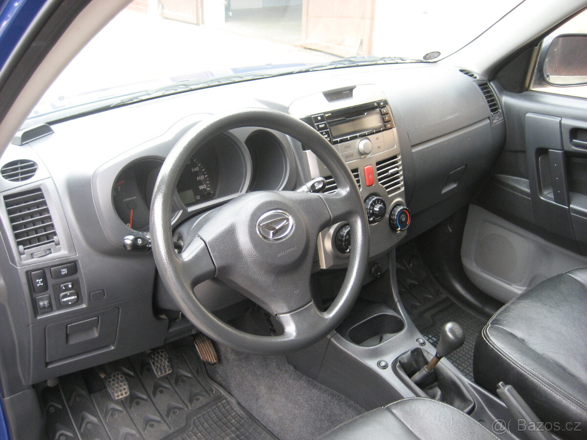 DAIHATSU TERIOS 1.5, 4x4, 151000 KM - 13