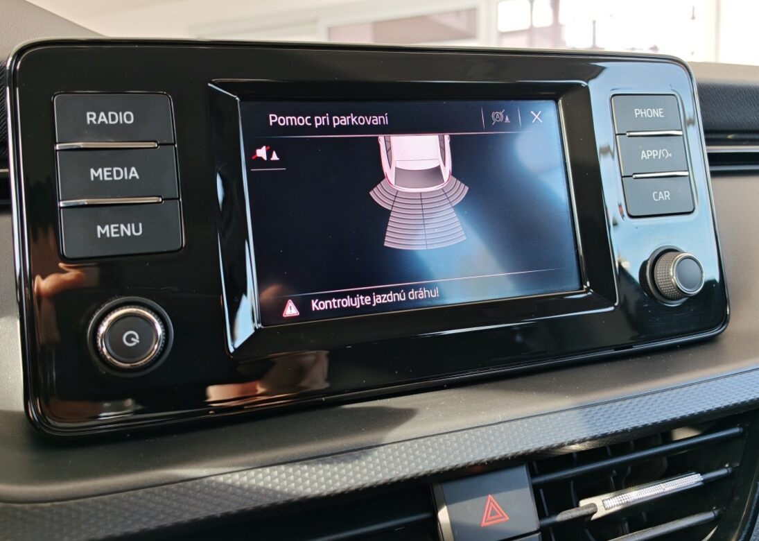 Škoda Scala 1.0 TSI 85KW Ambition - 13