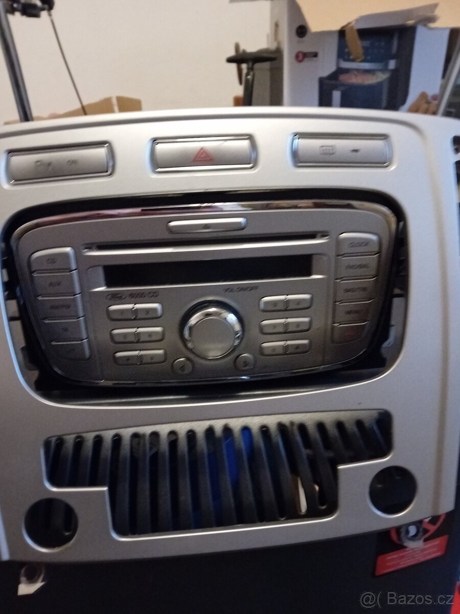 FORD MONDEO MK4 2.0I-DILY - 13