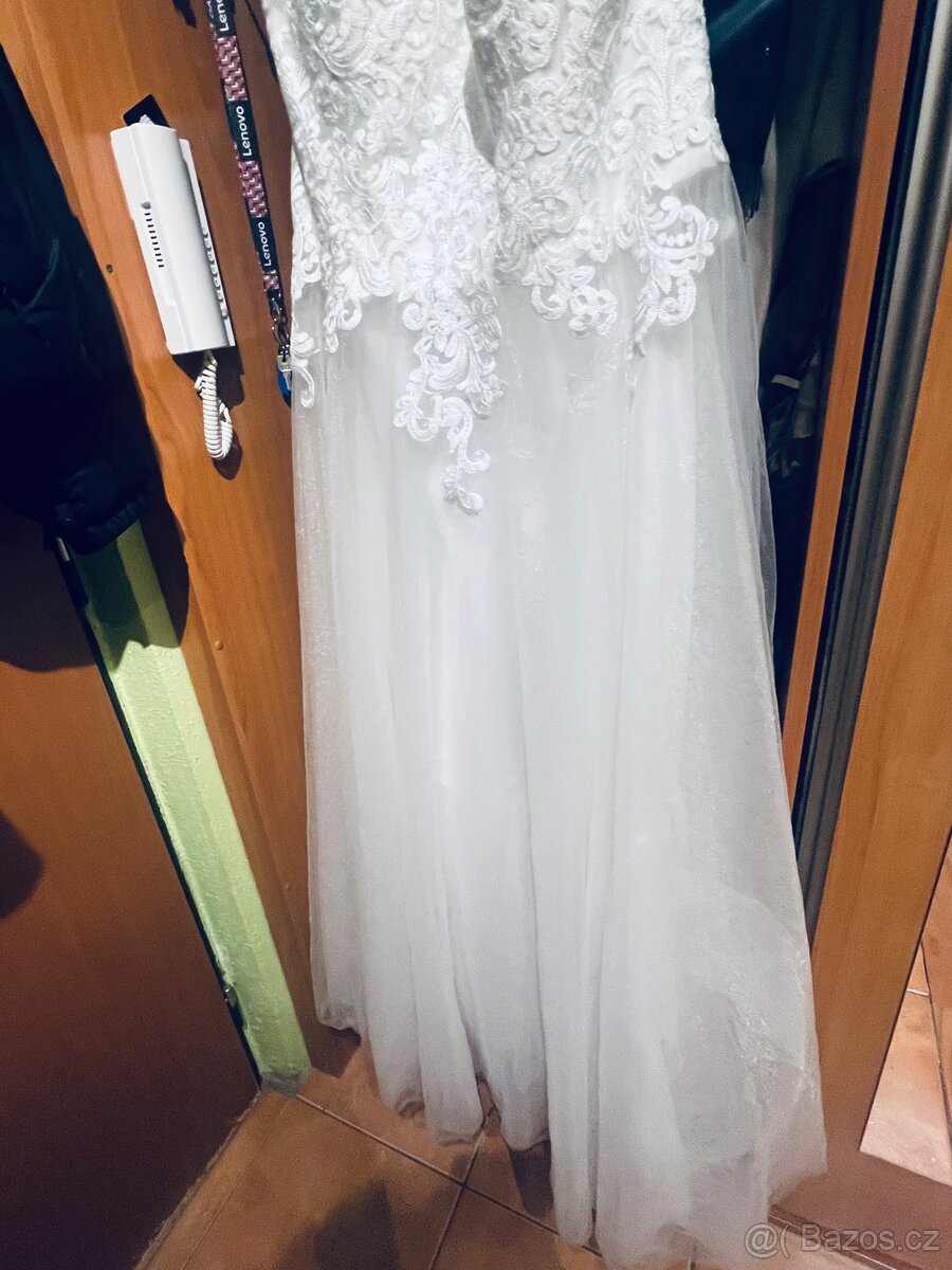 SVATEBNÍ ŠATY VEL.XL - 13