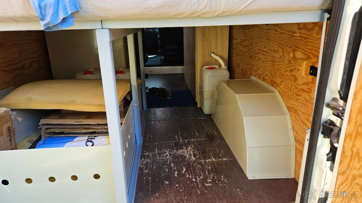 Obytná dodávka - 13