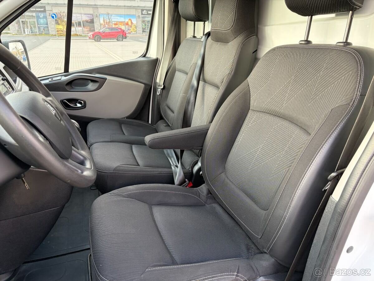 Renault Trafic 1.6 DCi 1.maj. koup. ČR DPH - 13