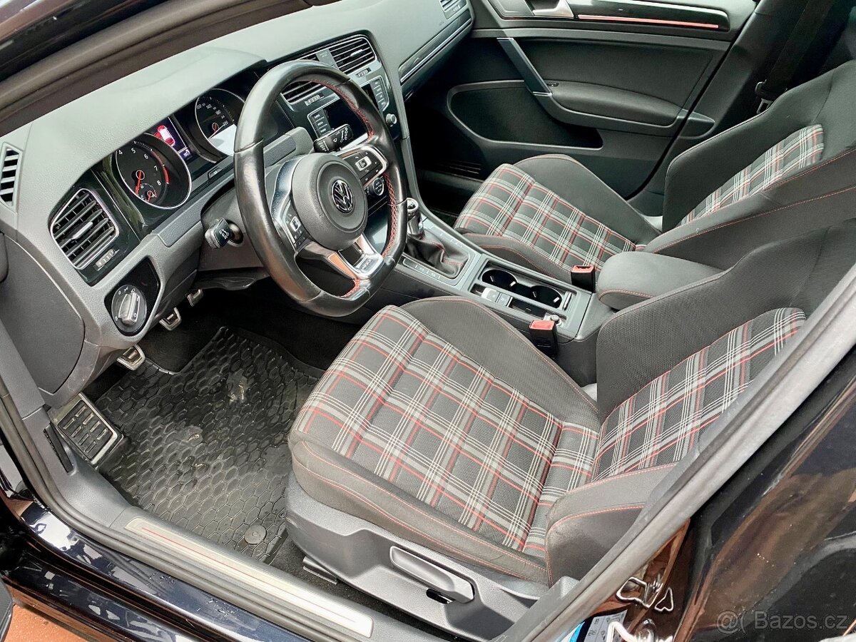 VW Golf GTI 7 2014 - manuál - 13