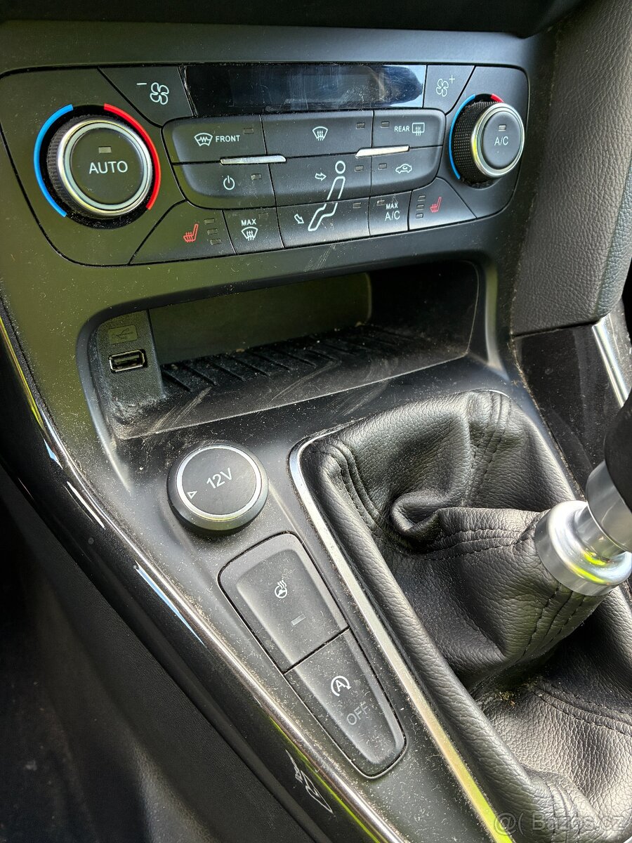 Ford Focus - TITANIUM - 80.927 KM - 13