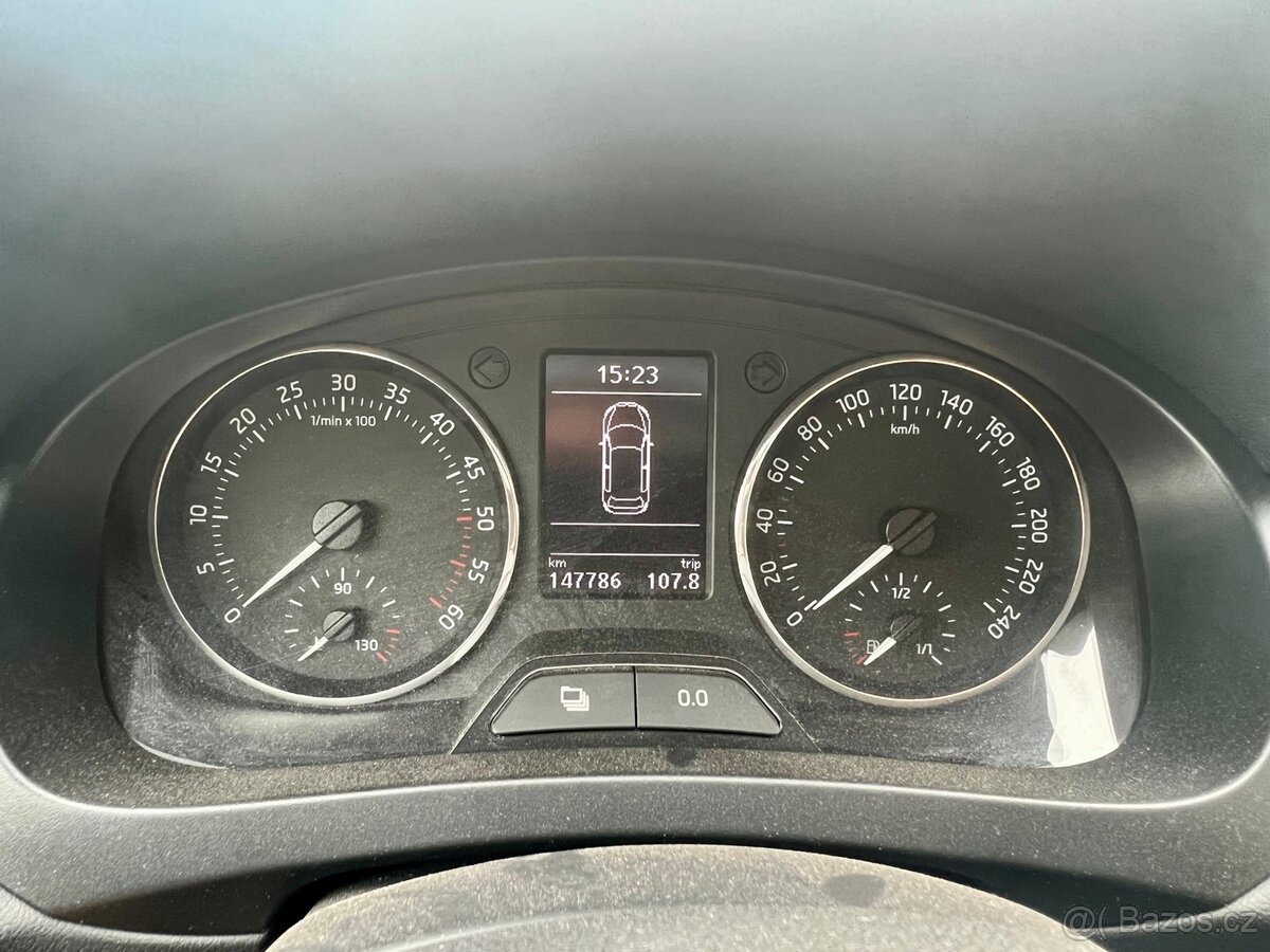 Škoda Rapid Spaceback 1,6 TDi SPORT - 13