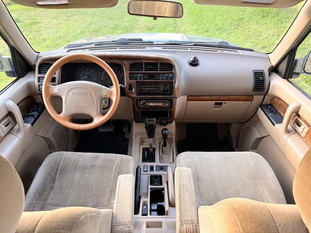 ISUZU TROOPER 4X4 - 13