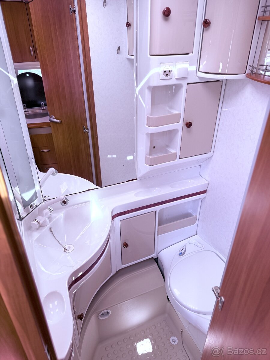 Hobby Excellent 450 UF/2x Nosič/4MÍSTA/2008/1.350KG - 13