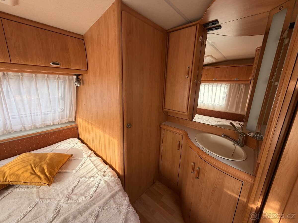 Karavan, obytný přívěs Hobby 495 - 13