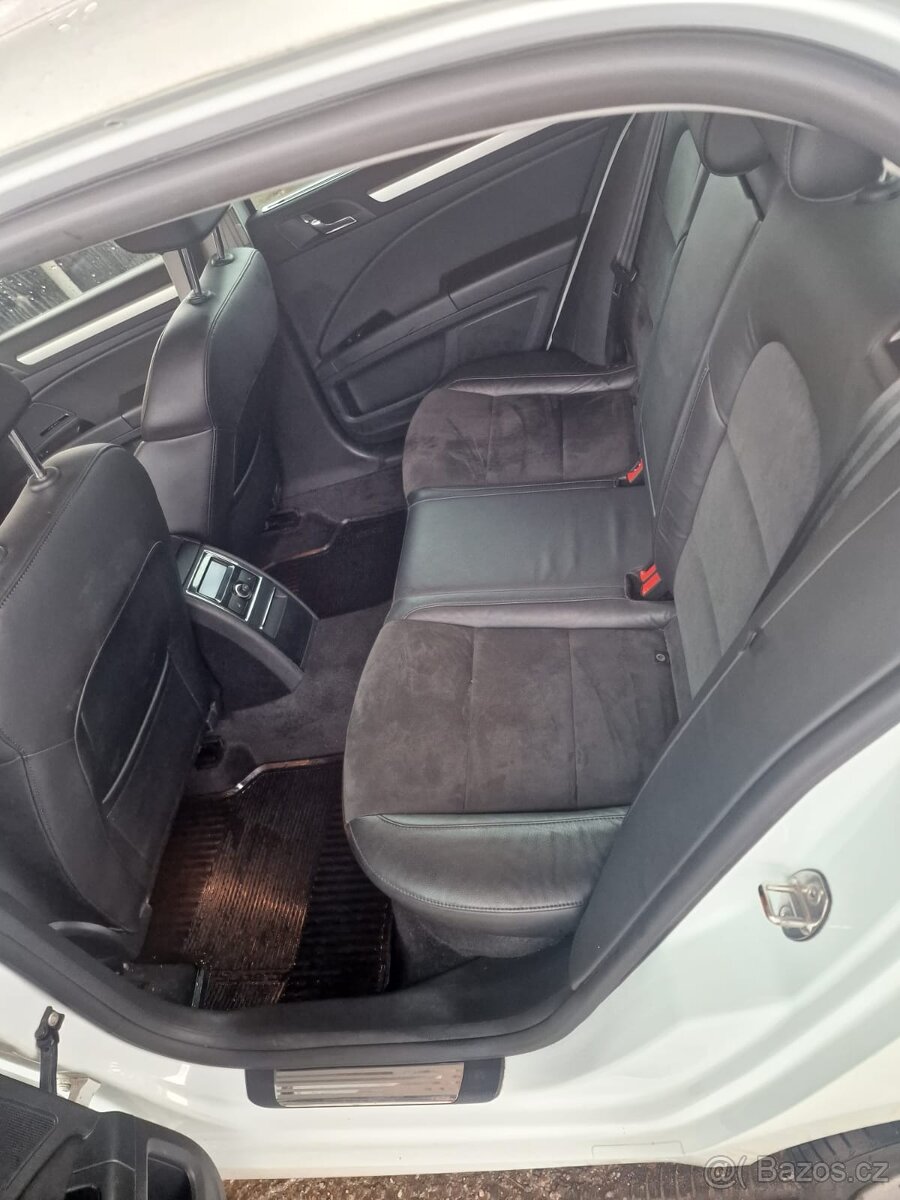 Škoda Superb 2 facelift elegance 1.8 tsi 118kw rok 2013/14 - 13