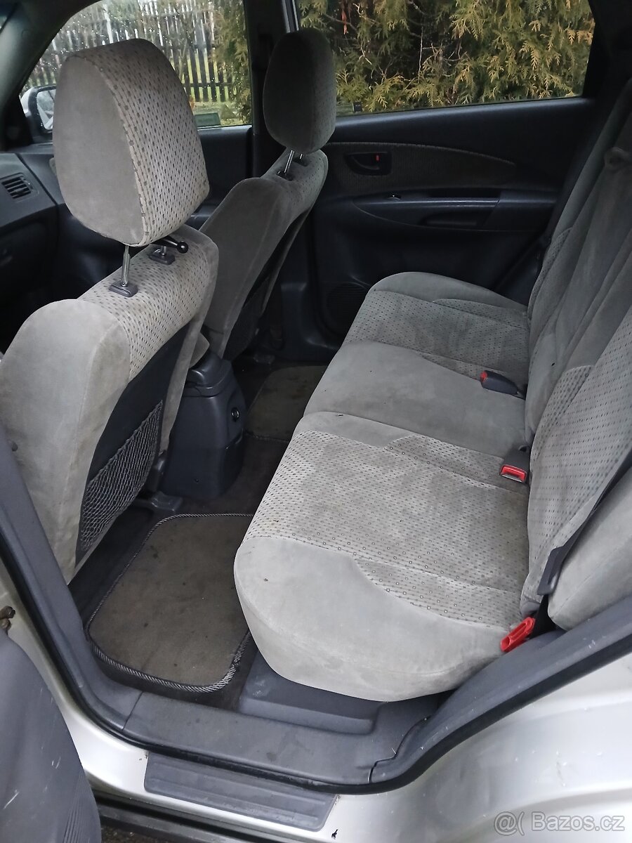 Hyundai Tucson 2.0crdi 82kw r.v.2005 AUTOMAT 4WD - 13